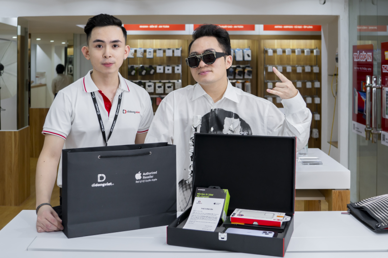 Cảm ơn ca sĩ Tùng Dương đã chọn Di Động Việt để nâng cấp lên iPhone 13