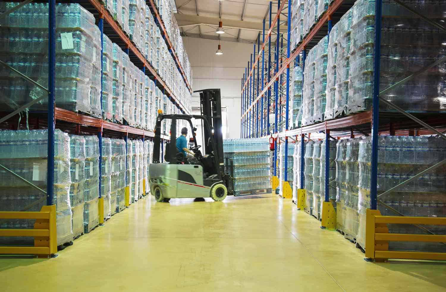 Pallet nhựa là gì? Ưu Điểm, Nhược Điểm Và Công Dụng Của Pallet Nhựa - Vua Nệm