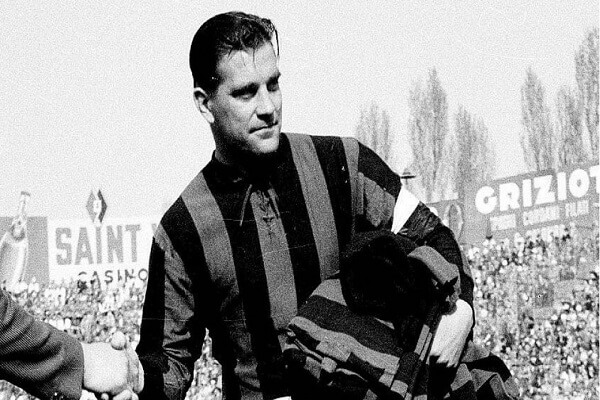 Danh sách những tiền đạo huyền thoại vĩ đại nhất của AC Milan